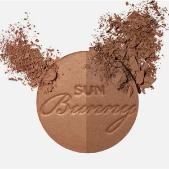NEW Too Faced Sun Bunny Radiant Duo Tone Bronzer Color California Glow - Picture 7 of 9
